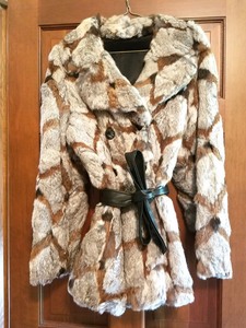 lot 31 image: Vintage Multi-Colored Fur Ladies Jacket