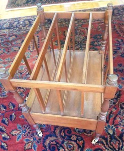 lot 50 image: Vintage Wooden Magazine Rack