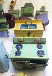 lot 57 image: Vintage Doll House Furniture and Doll Misc Items