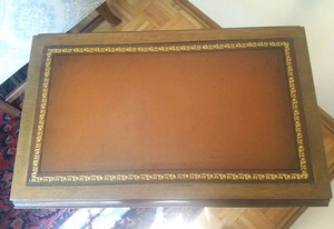 lot 60 image: SideAccent Drop Leaf Table