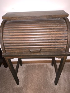 lot 78 image: Childs Vintage Roll Top Desk