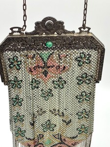 lot 108 image: Antique MetEnamel Purse- Mandalian Mfg Co