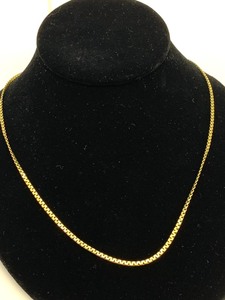 lot 114 image: Decorative 14K Chain