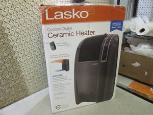 Lasko Cyclonic Digital Ceramic Heat...