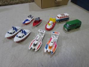 Assorted Hot Wheels and Matchbox Bo...