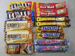 Assorted CandyCandy Bars  C-2...