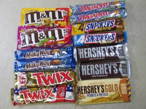 Assorted CandyCandy Bars  C-2...
