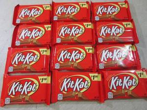 12 Kit Kat Candy Bars Best by Jul 2...