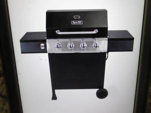 Dyna-Glo 4-Burner LP Gas Grill in B...