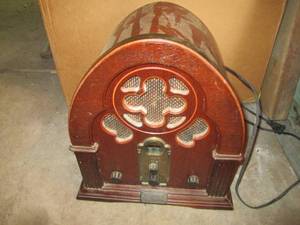 lot 29 image: Thomas America Series Radio No# 137...