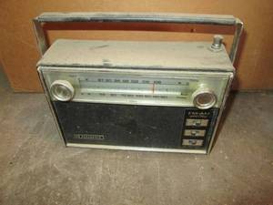 lot 35 image: Panasonic Solid State Radio Untest...