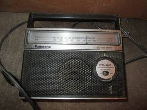 lot 43 image: Panasonic Vintage Electric Radio Mo...