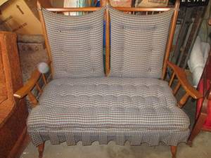 lot 51 image: Double Seated Wood Bench With Cushi...