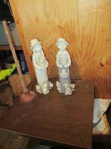 lot 86 image: Table With 2 X 2 Top With Sturdy ...