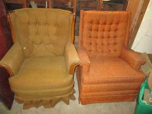 lot 99 image: 2 Vintage Rocking Chairs...
