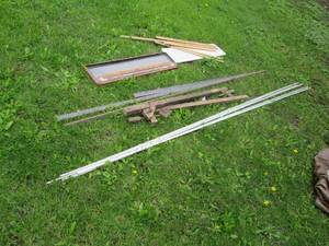 lot 113 image: 2 Vintage Screw Clamps, 3 Iron Piec...