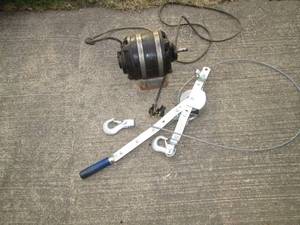lot 157 image: Electric Motor & Come Along...