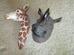 lot 12 image: (2) Wall Hangings...