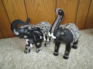 lot 25 image: (2) Decorative Elephants...