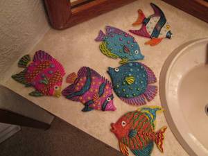 lot 53 image: (6) Fish Decorative Wall Hangings ...