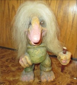 lot 63 image: AS NY Form Keepsake Troll Figure N-...