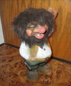 lot 64 image: AS NY Form Keepsake Troll Figure N-...