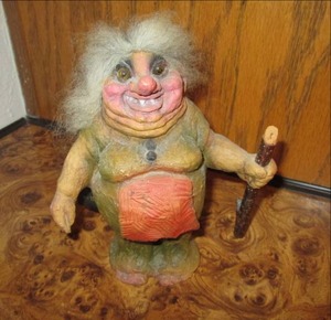 lot 67 image: AS NY Form Keepsake Troll Figure N-...