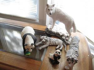 lot 88 image: Lot of Animal Dcor  See Photos...