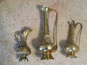 lot 104 image: 3 pc. Brass Home Dcor...
