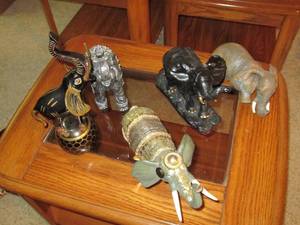 lot 110 image: 5 pc. Elephant Dcor Items...