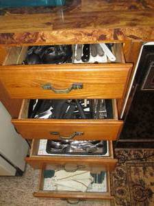 lot 129 image: Drawers full of Silverware & Kitche...