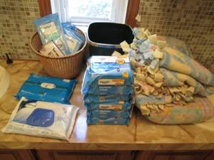 lot 177 image: (2) Wastebaskets, Flushable Wipes, ...