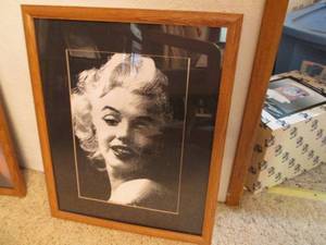 lot 183 image: Framed Marilyn Print BDRM...