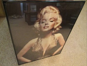 lot 198 image: Framed Marilyn Monroe Print BDRM...