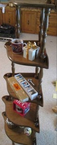 lot 238 image: Display Shelf Full of Goodies See ...