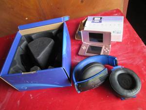 Nintendo 3 DS Untested, No Battery...