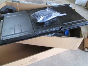 Samsung 8600 Sound Bar Powers On ...