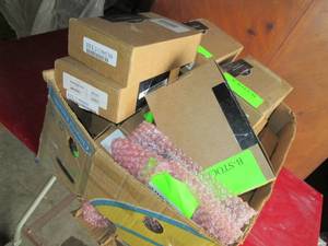 Box of Laptop Batteries Untested ...