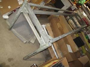 Large Metal Unit (10 Feet X 32 X 3...