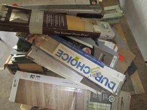 Pallet Lot of Various Flooring See...