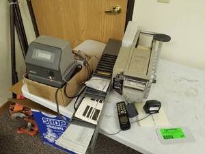 lot 291 image: Marsh Gummed Tape Dispenser, Acroprint ATT310 Time Card Recorder