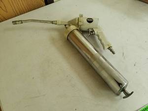 lot 201 image: Dura-Block Pneumatic Grease Gun