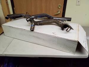 lot 217 image: 1995-2008 Harley-Davidson Touring Header Stock