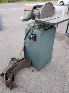 lot 97 image: Table BeltDisc Sander Combo