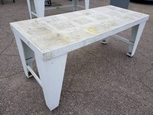 lot 228 image: Commercial Disassemble Table