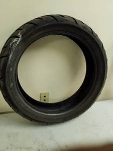 lot 262 image: Dunlop 18055B18 D407 Motorcycle Tire