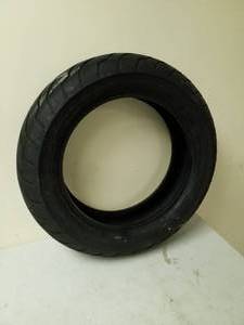 lot 264 image: Dunlop American Elite Motorcycle Tire
