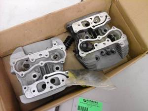 lot 100 image: Harley-Davidson Screamin Eagle Twin Cam Heads
