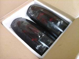 lot 119 image: 1988-1998 Chevrolet Taillights