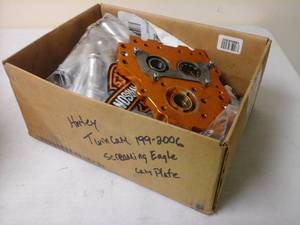 lot 124 image: 1999-2006 Harley-Davidson Twin Cam Screamin Eagle Cam Plate